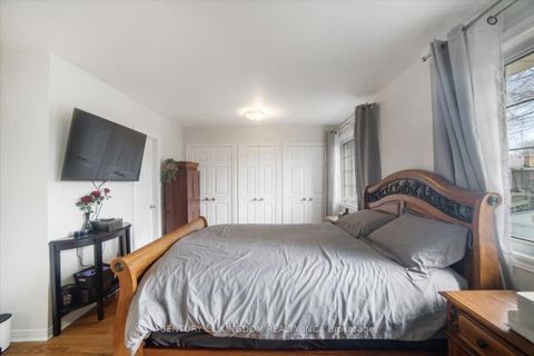 Photo 20 at 9 Durrington Crescent, Bendale, Toronto