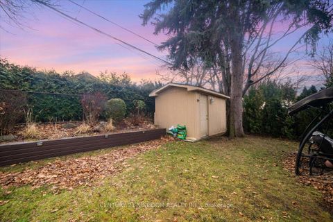 Photo 41 at 9 Durrington Crescent, Bendale, Toronto