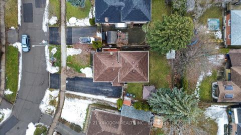 Photo 43 at 9 Durrington Crescent, Bendale, Toronto