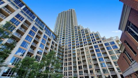 Photo 3 at PH01 - 628 Fleet Street, Niagara, Toronto