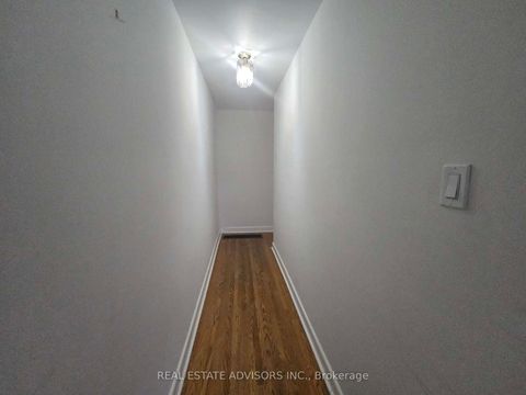 Photo 5 at 8 Virgilwood Drive, Branson, Toronto