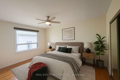 Photo 7 at 8 Virgilwood Drive, Branson, Toronto