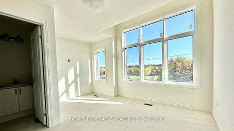 Photo 14 at 432 Okanagan Path, Donevan, Oshawa