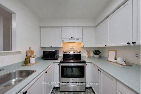 Photo 14 at 1111 - 109 Front Street E, Moss Park, Toronto