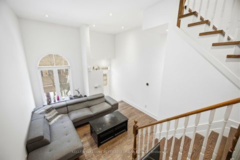 Photo 11 at 132 - 83 Mondeo Drive, Dorset Park, Toronto