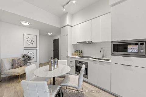 Photo 7 at S3409 - 8 Olympic Garden Drive, Newtonbrook East, Toronto