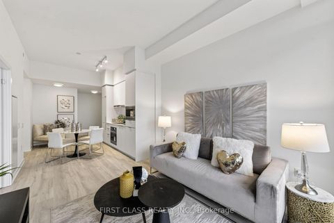 Photo 10 at S3409 - 8 Olympic Garden Drive, Newtonbrook East, Toronto