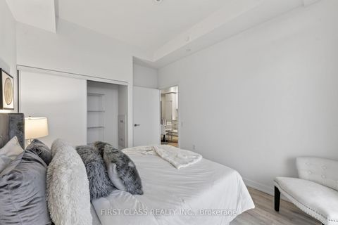 Photo 16 at S3409 - 8 Olympic Garden Drive, Newtonbrook East, Toronto