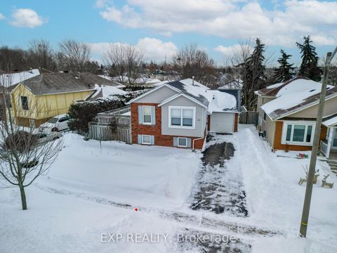 Photo 1 at 33 Knicely Road, Painswick North, Barrie