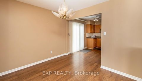 Photo 10 at 33 Knicely Road, Painswick North, Barrie