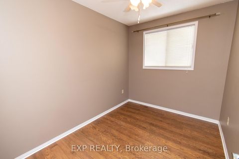 Photo 11 at 33 Knicely Road, Painswick North, Barrie