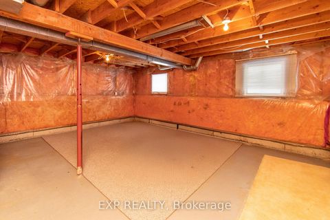 Photo 18 at 33 Knicely Road, Painswick North, Barrie