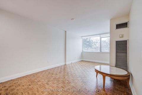 Photo 8 at 109 - 3000 Bathurst Street, Lawrence, Toronto