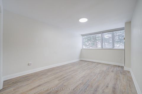 Photo 17 at 109 - 3000 Bathurst Street, Lawrence, Toronto