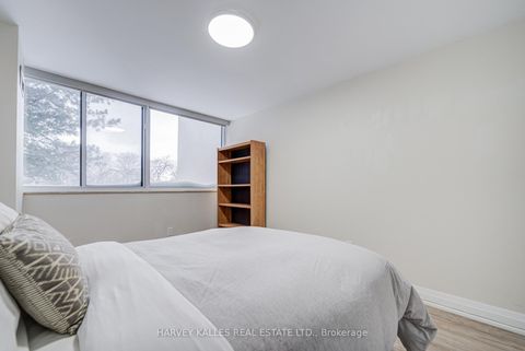 Photo 24 at 109 - 3000 Bathurst Street, Lawrence, Toronto