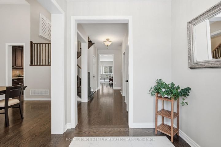 Photo 5 at 290 Eaton Street, Georgetown, Halton Hills