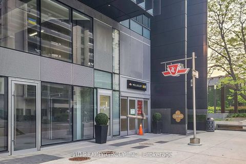 Photo 2 at 1816 - 1 Gloucester Street, Yonge Corridor, Toronto