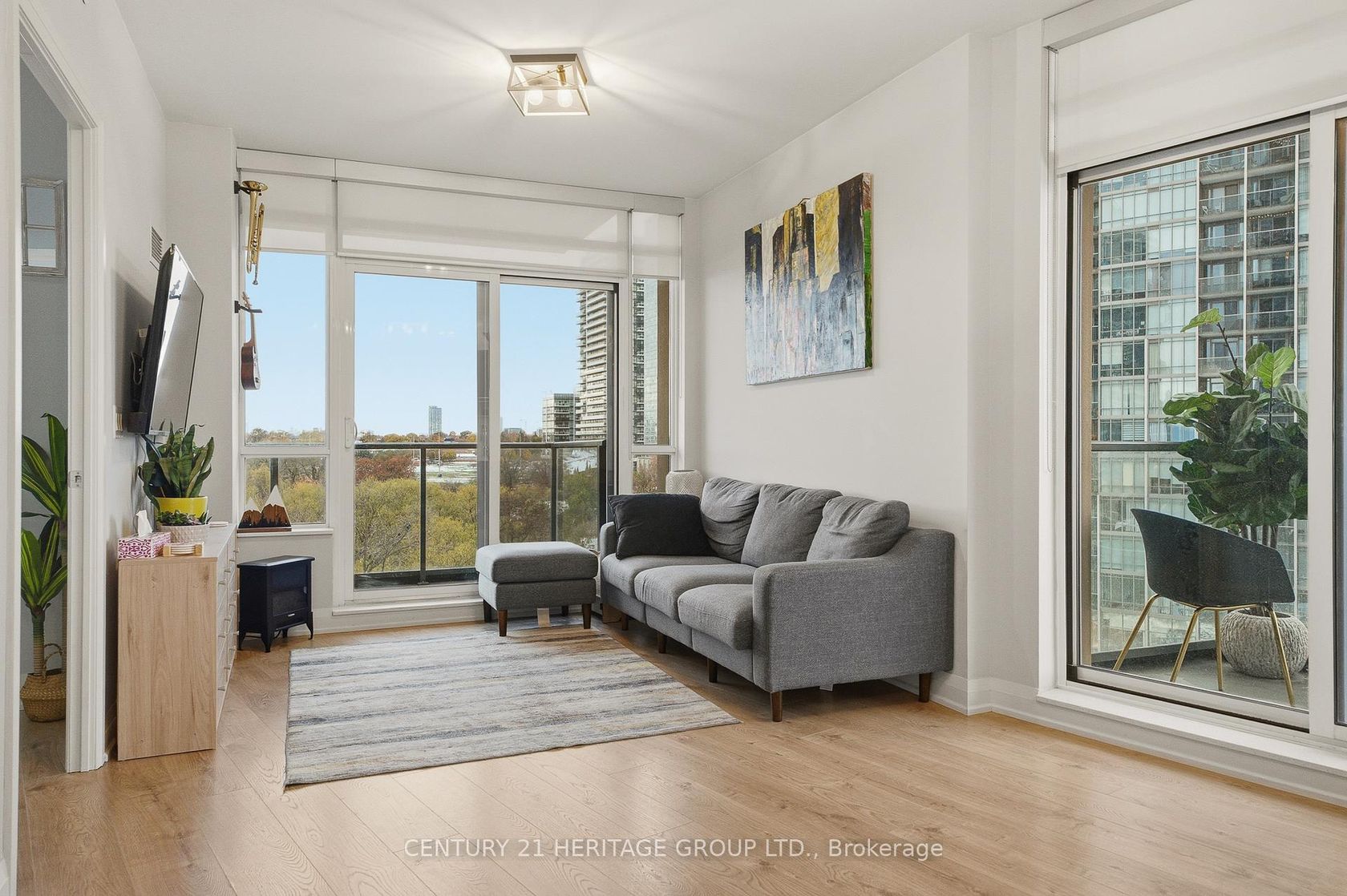 605 - 36 Park Lawn Road, Mimico, Toronto photo number 2