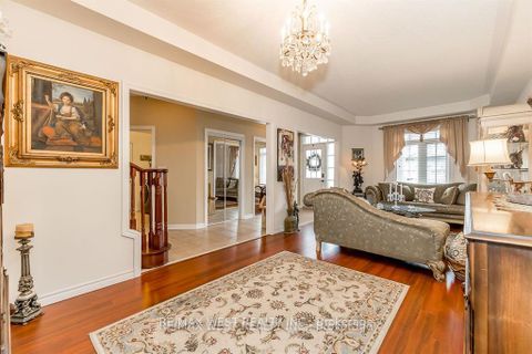 Photo 19 at 118 Succession Crescent, Shore, Barrie