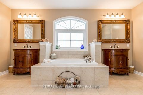 Photo 29 at 118 Succession Crescent, Shore, Barrie