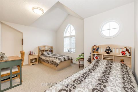 Photo 34 at 118 Succession Crescent, Shore, Barrie