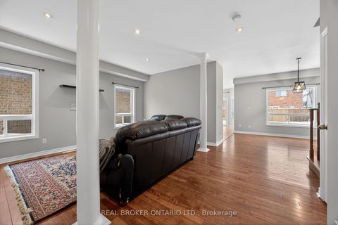 Photo 4 at 144 Sovereign's Gate, Shore, Barrie