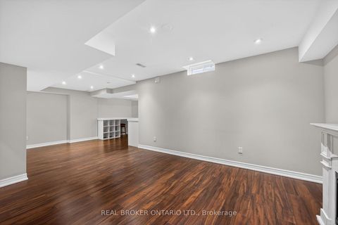 Photo 26 at 144 Sovereign's Gate, Shore, Barrie