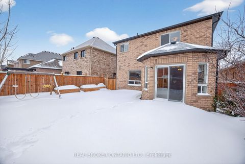 Photo 33 at 144 Sovereign's Gate, Shore, Barrie