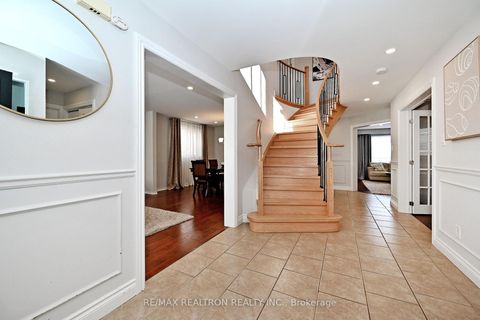 Photo 3 at 1128 Corrie Street, Alcona, Innisfil