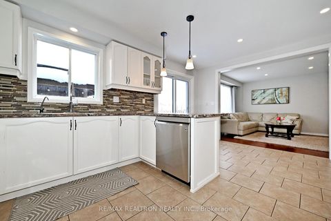 Photo 16 at 1128 Corrie Street, Alcona, Innisfil