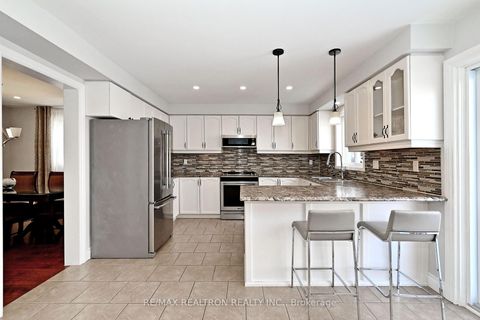 Photo 17 at 1128 Corrie Street, Alcona, Innisfil