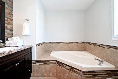 Photo 23 at 1128 Corrie Street, Alcona, Innisfil