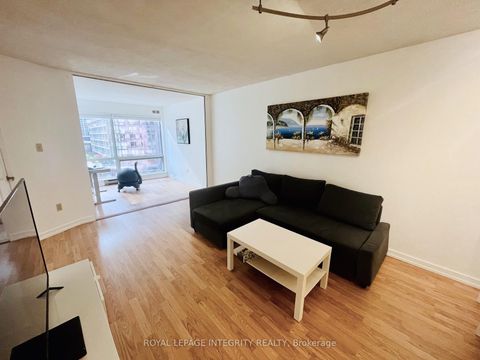 Photo 29 at 406 - 1001 Bay Street, Bay Street Corridor, Toronto