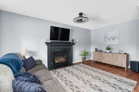 Photo 16 at 16 Girdwood Drive, Holly, Barrie