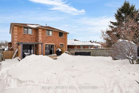 Photo 37 at 16 Girdwood Drive, Holly, Barrie