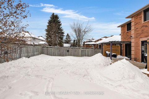 Photo 39 at 16 Girdwood Drive, Holly, Barrie