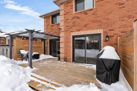 Photo 40 at 16 Girdwood Drive, Holly, Barrie