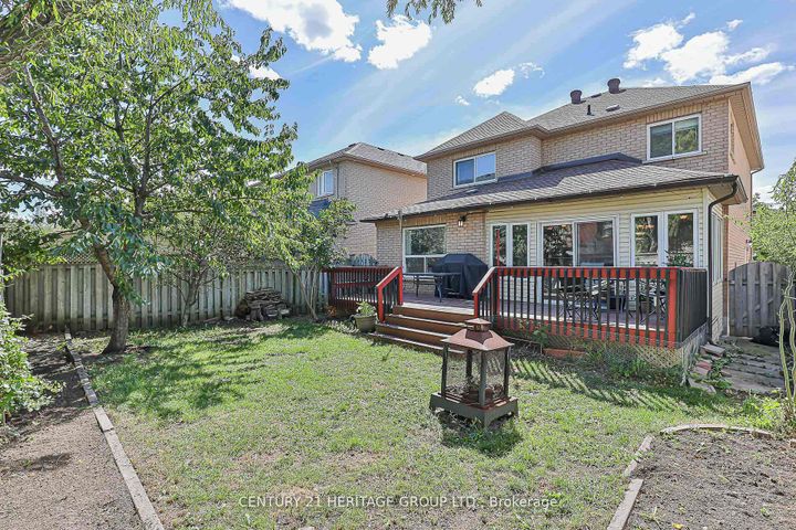 Photo 34 at 29 Eminence Road, Patterson, Vaughan
