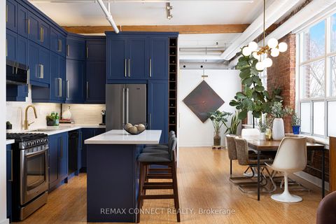 Photo 10 at 302 - 426 Queen Street E, Regent Park, Toronto