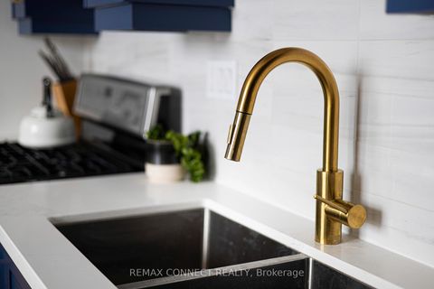 Photo 13 at 302 - 426 Queen Street E, Regent Park, Toronto