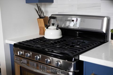 Photo 14 at 302 - 426 Queen Street E, Regent Park, Toronto