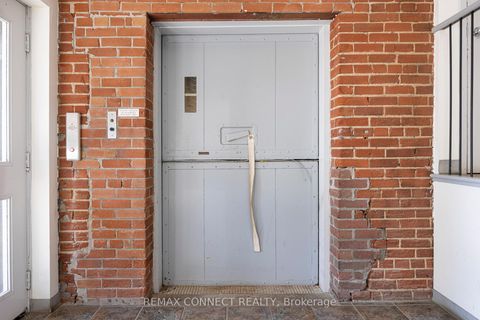 Photo 32 at 302 - 426 Queen Street E, Regent Park, Toronto