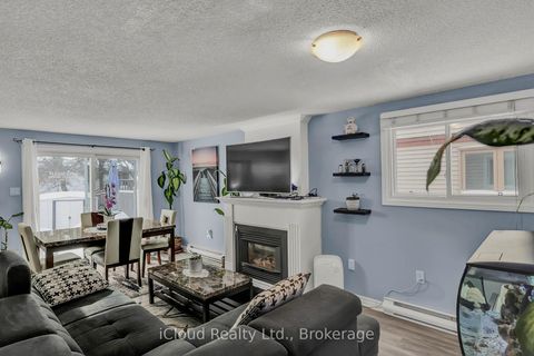 Photo 3 at 39 Corbett Drive, Grove East, Barrie