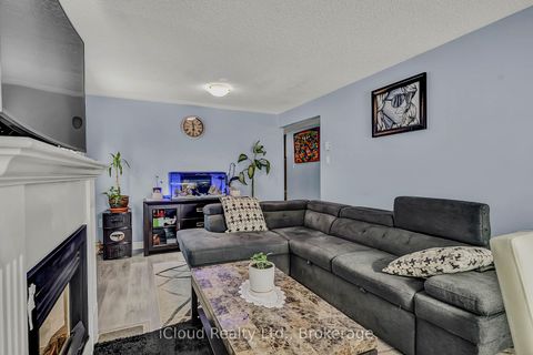 Photo 4 at 39 Corbett Drive, Grove East, Barrie