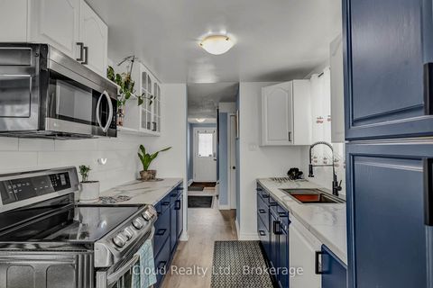 Photo 12 at 39 Corbett Drive, Grove East, Barrie