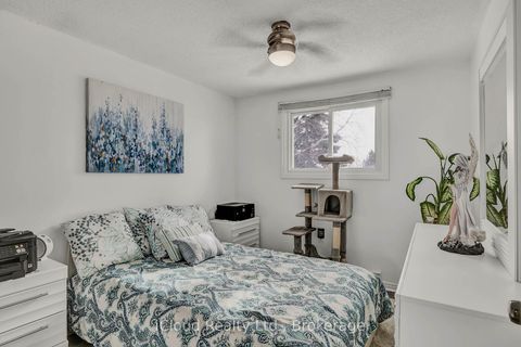 Photo 21 at 39 Corbett Drive, Grove East, Barrie