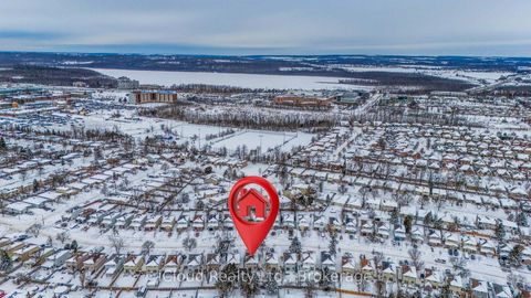 Photo 41 at 39 Corbett Drive, Grove East, Barrie