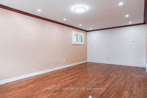 Photo 21 at 4 Gully Drive, Bendale, Toronto