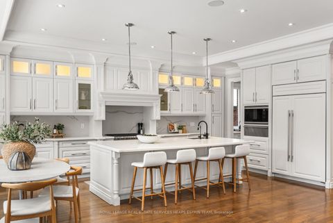 Photo 6 at 237 St Leonard's Avenue, York Mills, Toronto