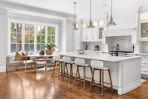 Photo 7 at 237 St Leonard's Avenue, York Mills, Toronto